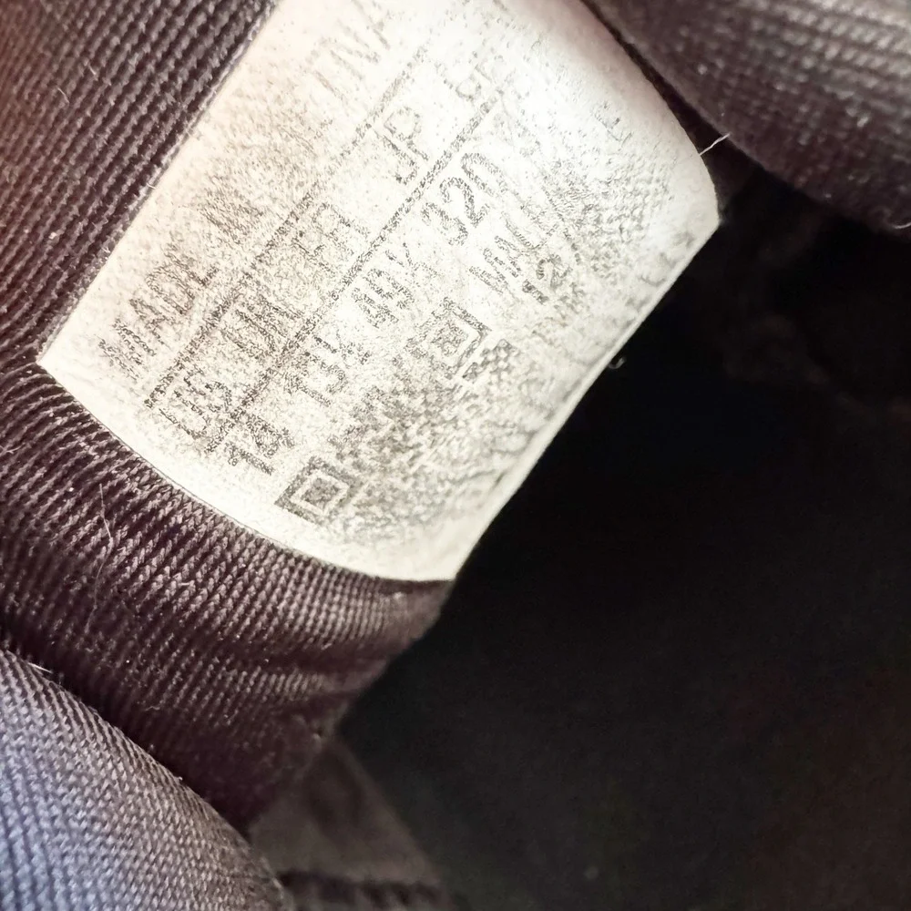 Adidas Ozelia 
